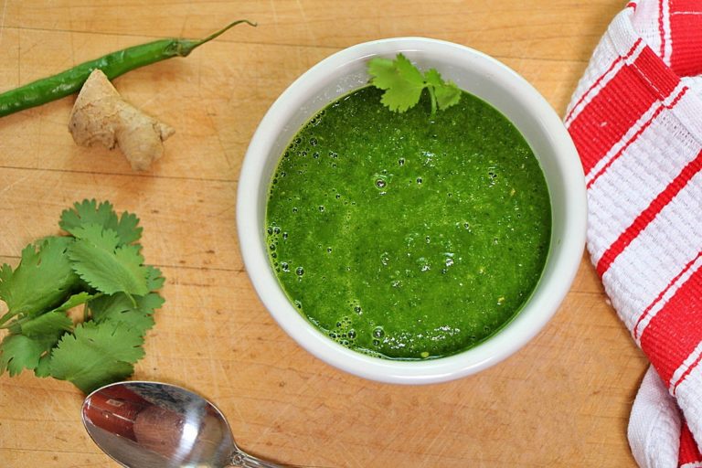 Mango and coriander green chutney