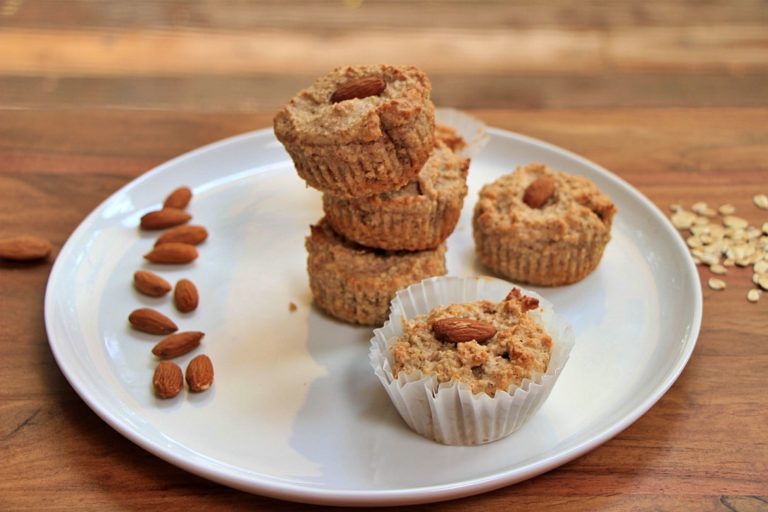 Healthy Oat and Almond Muffins