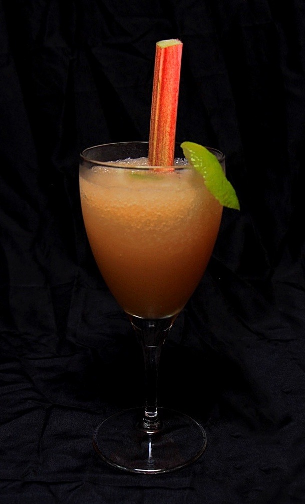 Rhubarb slushy