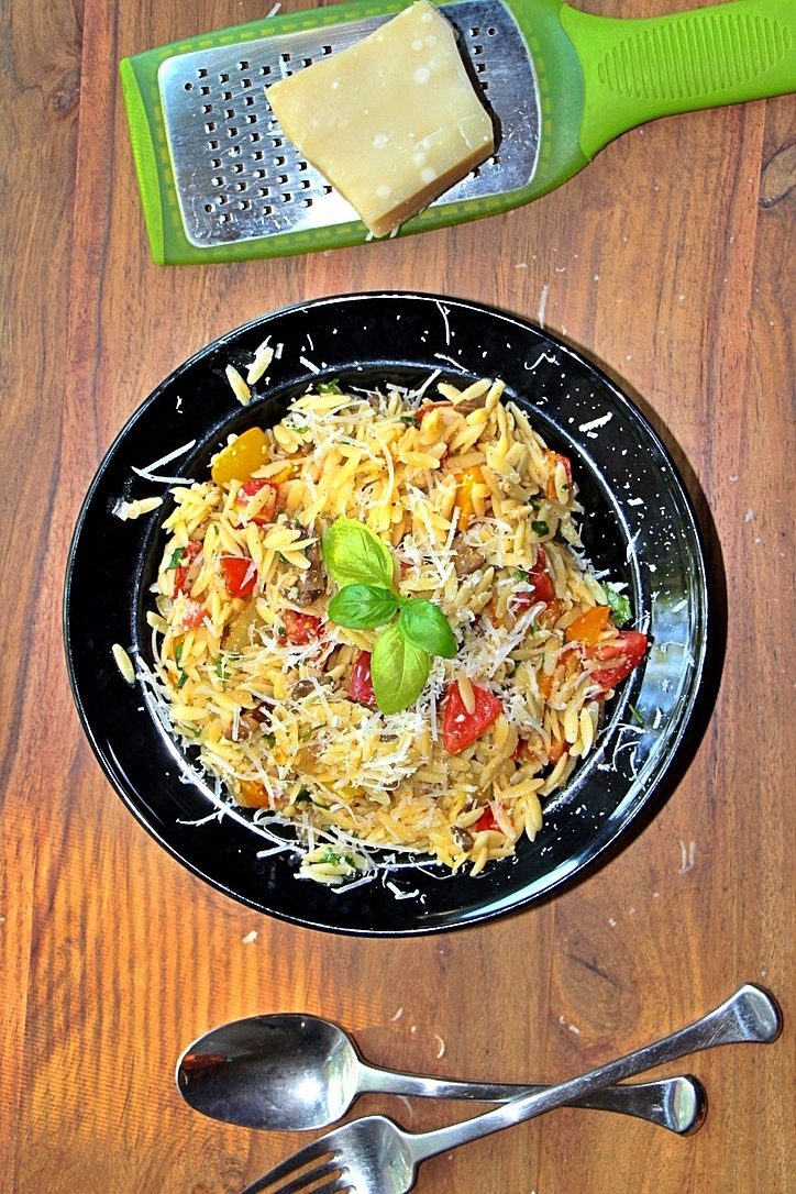 Orzo with cherry tomatoes