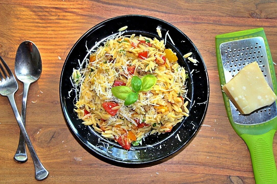 Orzo with cherry tomatoes