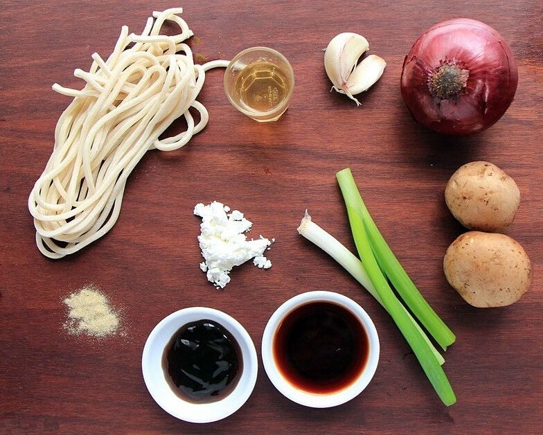 Ingredients for Shanghai noodles