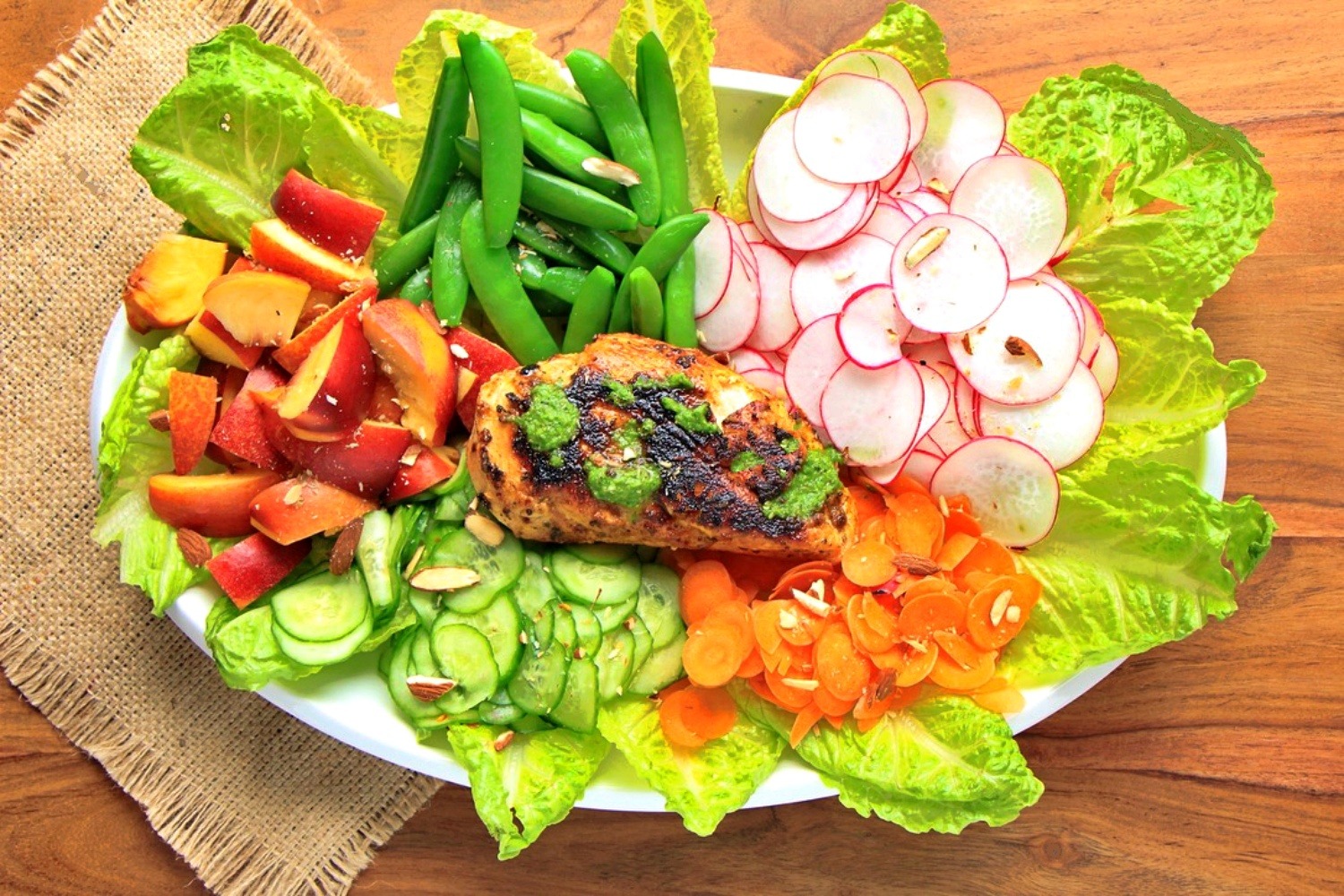 Crunchy vegetable salad