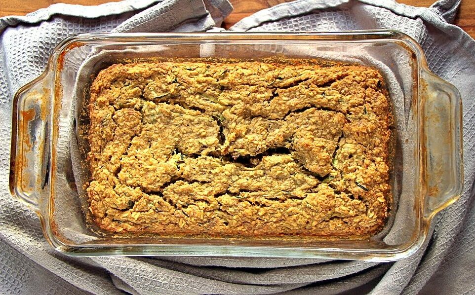 Baked zucchini bread