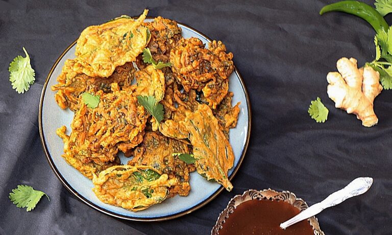 Spinach and Potato Pakora