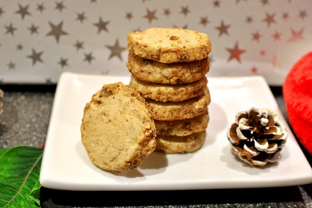 Pecan crusted cookies