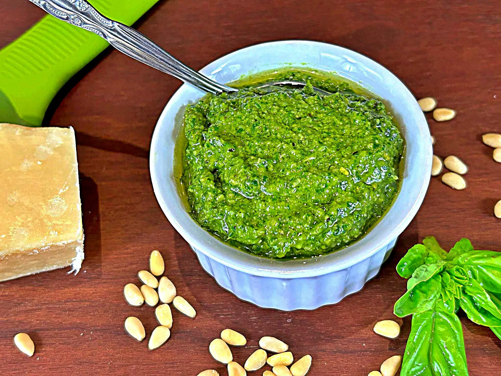 Fresh basil pesto