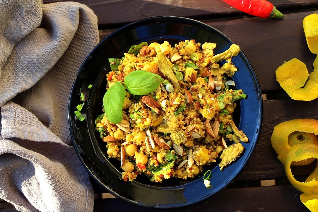 Curry quinoa salad