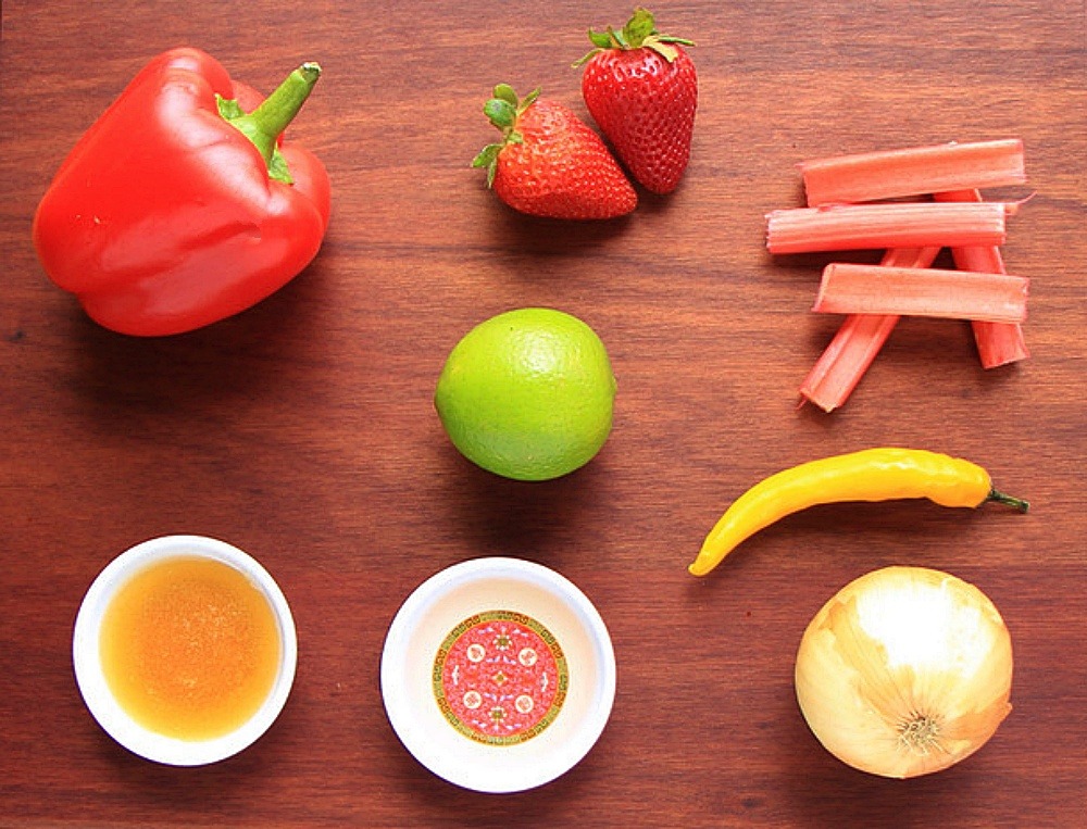 Ingredients for rhubarb salsa