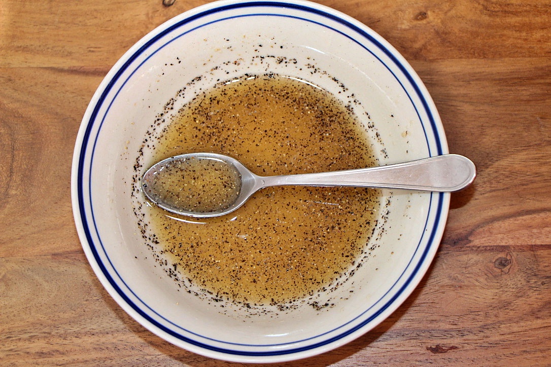 Rhubarb salsa dressing