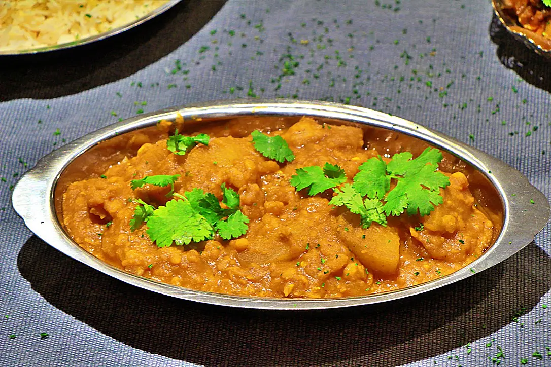 Lentil curry with squash