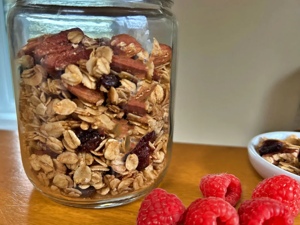 Crunchy granola