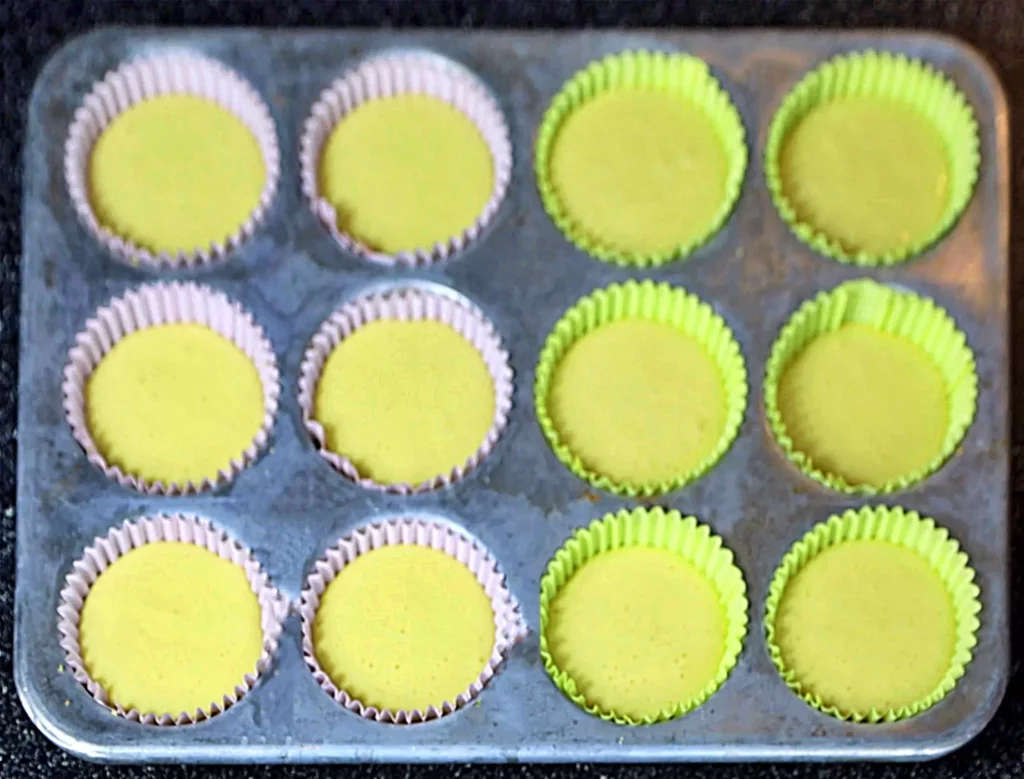 Mini cheese cakes ready to bake