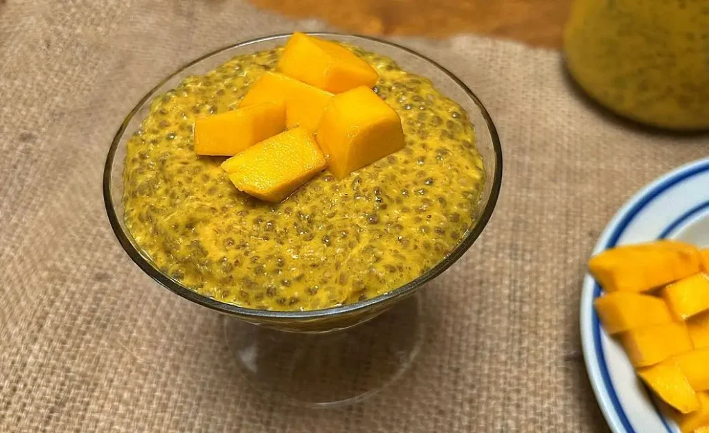 Mango chia seed pudding