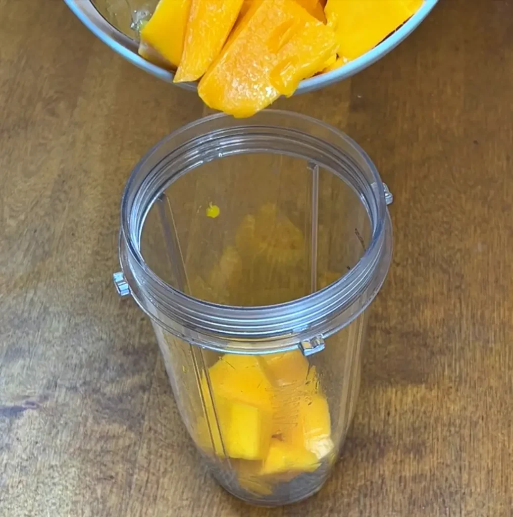 Mango Pudding mango into blender
